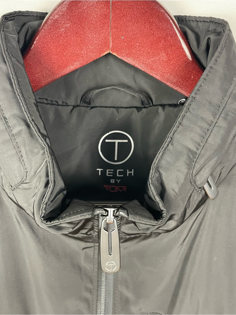 Tech by Tumi Black Zip Up Soft Shell Jacket Size M - Picture 4 of 12